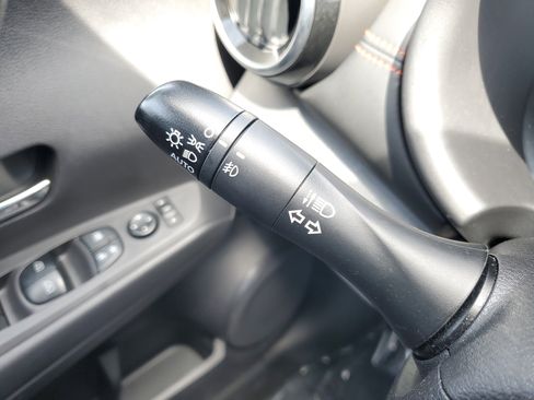 Certified 2023 Nissan Kicks SR image 19