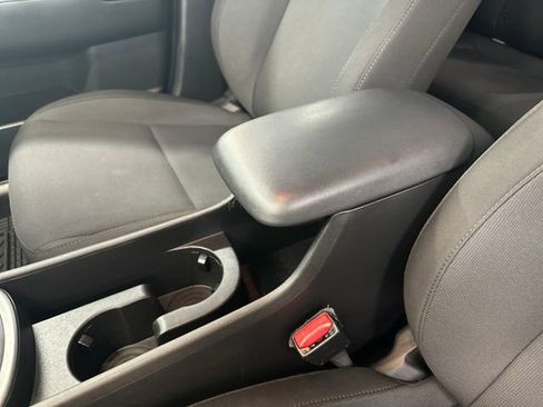 Used 2025 Hyundai Kona SEL AWD/4WD image 25