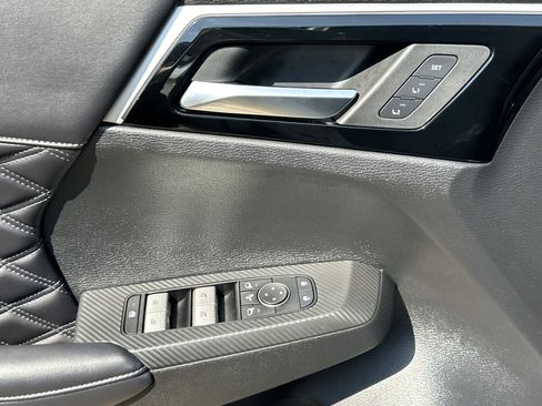 Used 2023 Mitsubishi Outlander SEL FWD image 5