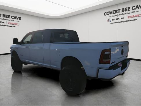 Used 2024 RAM 2500 Laramie w/ Night Edition image 7