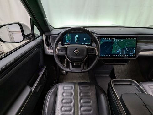 Used 2024 Rivian R1S Adventure AWD/4WD image 2