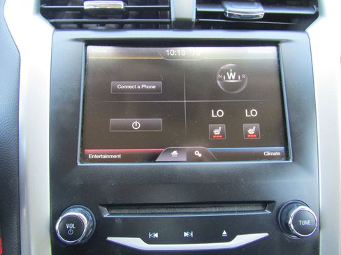 Used 2013 Ford Fusion SE FWD image 22
