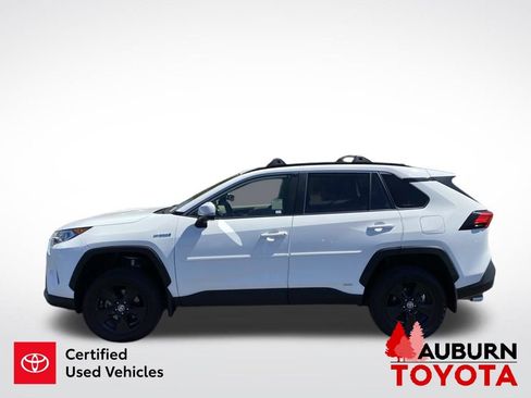 Certified 2021 Toyota RAV4 XLE w/ Convenience Package AWD/4WD image 5