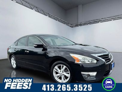 Used 2015 Nissan Altima 2.5 SV w/ Convenience Package