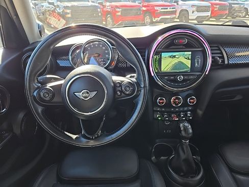 Used 2018 MINI Cooper S image 15