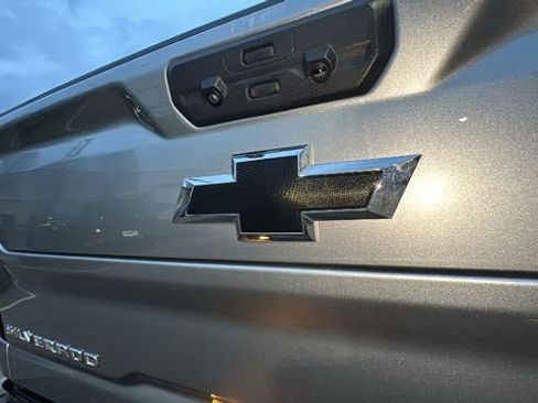 Used 2024 Chevrolet Silverado 2500 High Country w/ High Country Premium Package image 37