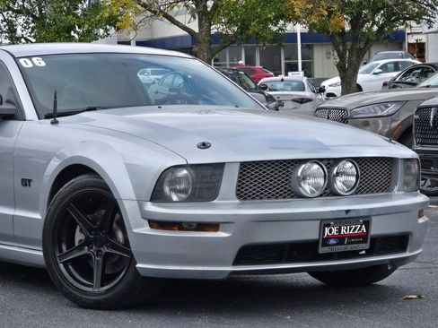 Used 2006 Ford Mustang GT Premium image 2