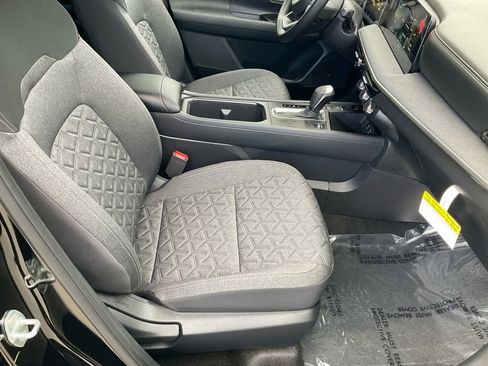 New 2025 Nissan Kicks SV w/ Illumination Package image 27