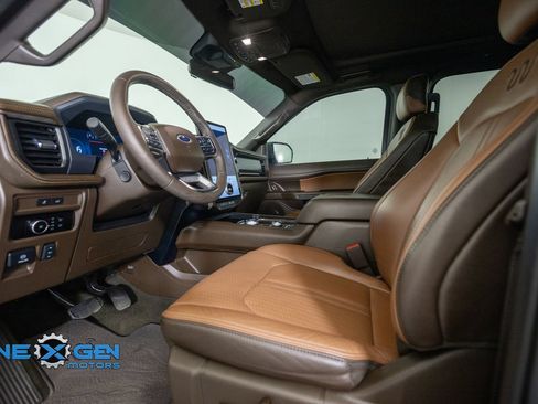 Used 2024 Ford Expedition Max King Ranch AWD/4WD image 10
