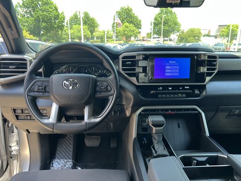New 2026 Toyota Tundra SR5 AWD/4WD image 17