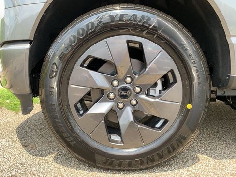 New 2025 Ford F150 Lightning Flash image 20