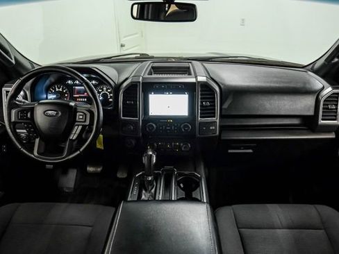 Used 2017 Ford F150 XLT w/ Equipment Group 302A Luxury AWD/4WD image 15
