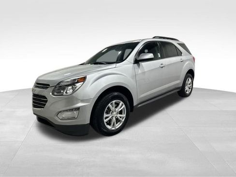 Used 2017 Chevrolet Equinox LT w/ Convenience Package image 12