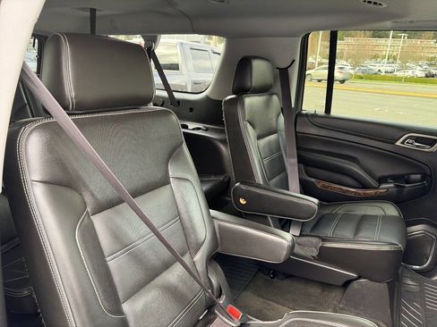 Used 2015 GMC Yukon XL Denali w/ Premium Package image 24