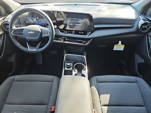 New 2026 Chevrolet Equinox LT AWD/4WD image 11