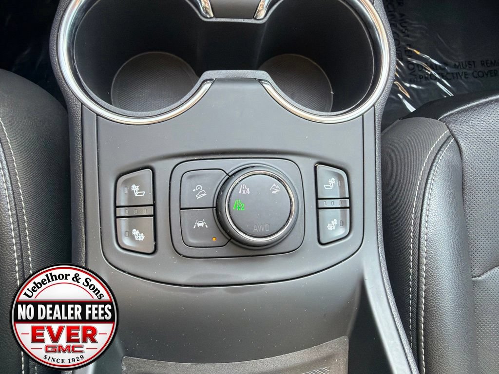 Used 2024 GMC Terrain SLT AWD/4WD image 30