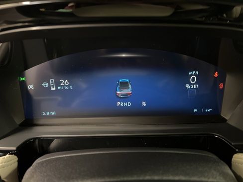 Used 2026 Lincoln Corsair Premiere image 23