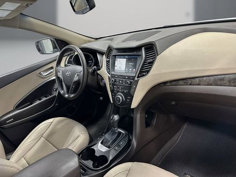 Used 2017 Hyundai Santa Fe Sport w/ 2.4L Tech Package 04 FWD image 15
