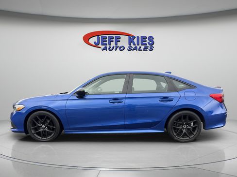 Used 2022 Honda Civic Sport image 8