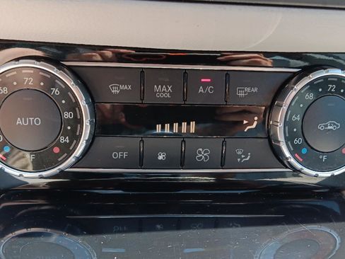 Used 2016 Mercedes-Benz CLS 400 w/ Premium 1 Package image 19