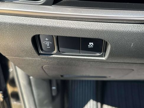 Used 2025 Kia Sorento S w/ Panoramic Sunroof Package FWD image 22