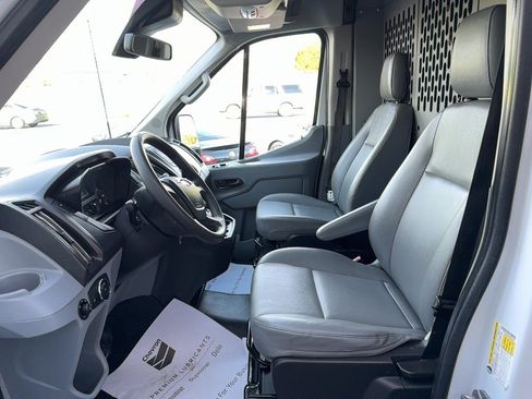 Used 2018 Ford Transit 250 148 Medium Roof RWD image 6