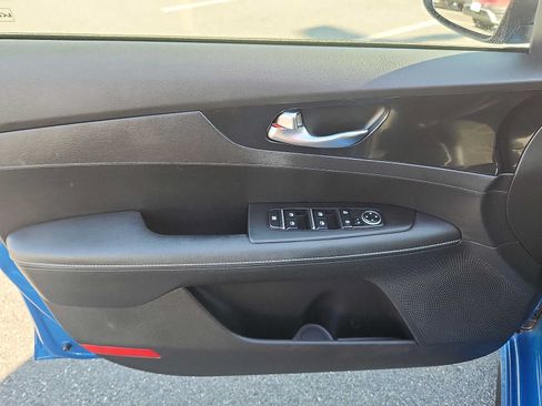 Used 2023 Kia Forte GT-Line FWD image 12