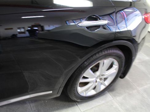Used 2013 INFINITI FX37 AWD w/ Premium Pkg image 35