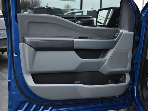 Used 2023 Ford F150 XLT w/ XTR Package image 12