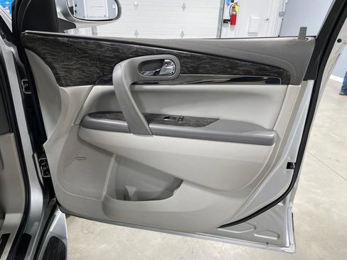 Used 2014 Buick Enclave Premium image 31