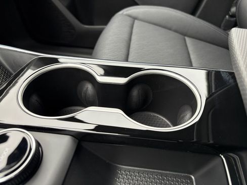 New 2026 Chevrolet Equinox LT w/ Convenience Package II image 11