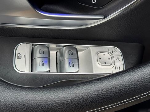 Used 2024 Mercedes-Benz GLS 450 4MATIC image 21