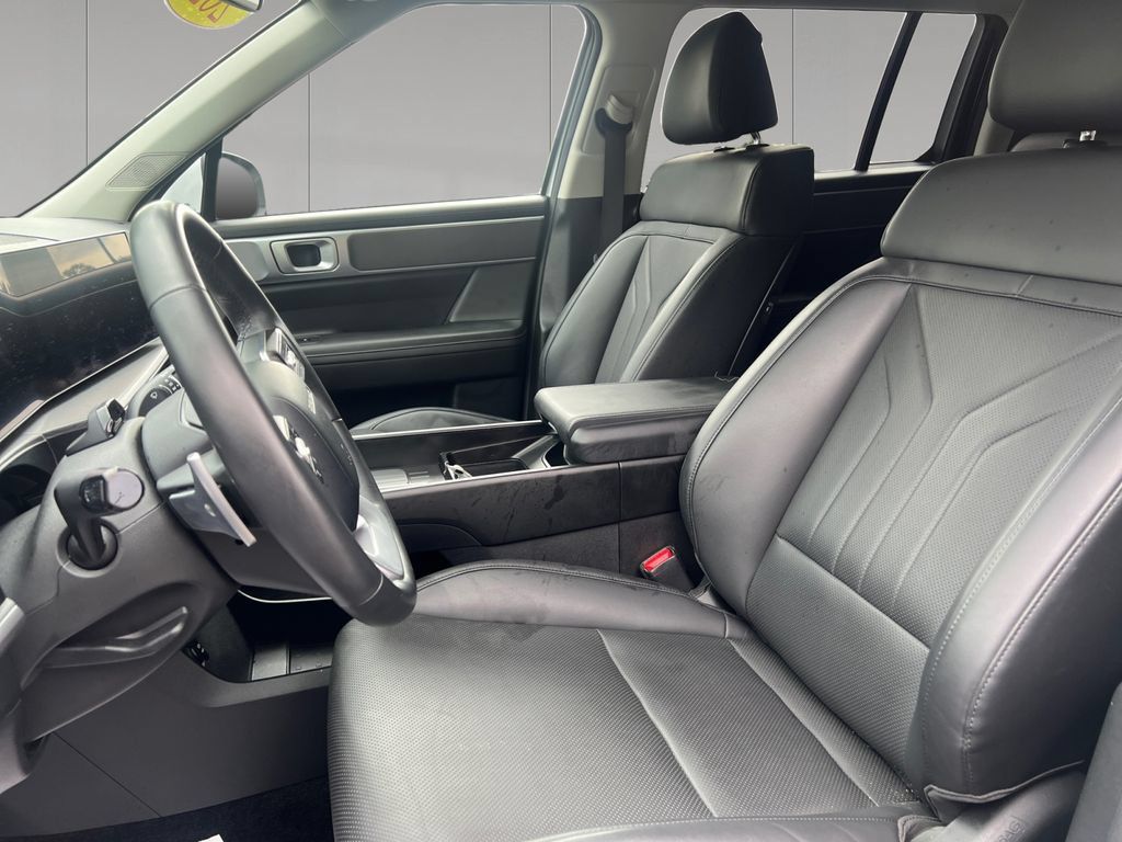 Used 2026 Hyundai Santa Fe SEL AWD/4WD image 10
