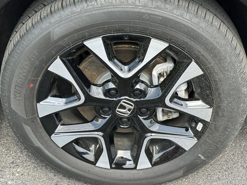 Used 2026 Honda HR-V EX-L image 10
