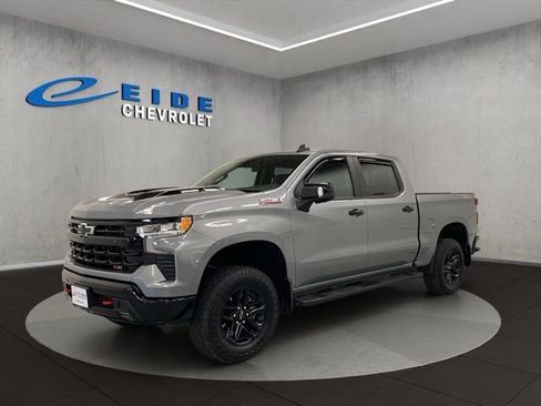 Used 2024 Chevrolet Silverado 1500 LT Trail Boss w/ Convenience Package II AWD/4WD image 10