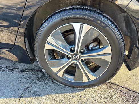 Used 2022 Nissan Leaf SV Plus image 7