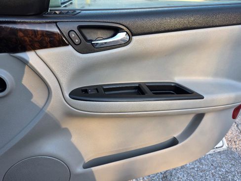 Used 2014 Chevrolet Impala LTZ image 25