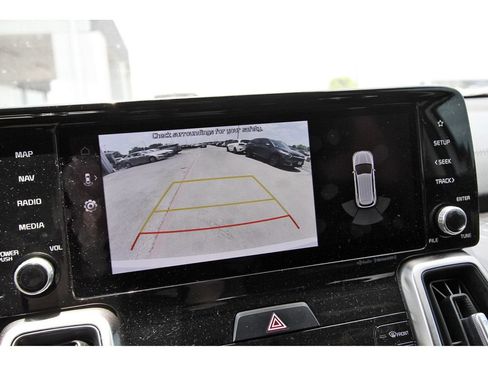 Used 2022 Kia Sorento S w/ Panoramic Sunroof Package FWD image 27