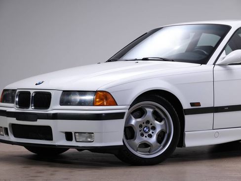Used 1996 BMW M3 Coupe image 13