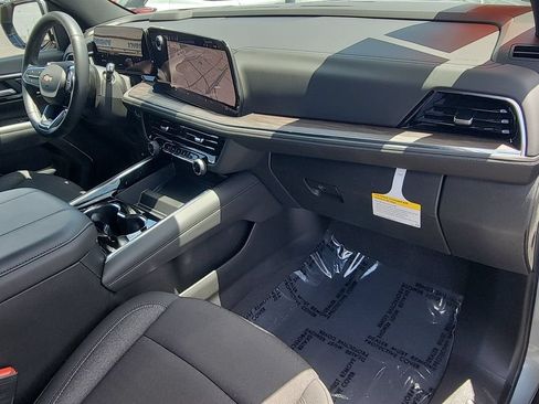 Used 2026 Chevrolet Tahoe LS RWD image 28