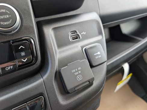 New 2026 RAM ProMaster 3500 w/ Convenience Group image 25