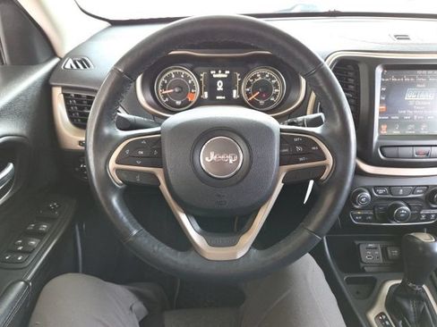 Used 2014 Jeep Cherokee Latitude w/ Cold Weather Group FWD image 54