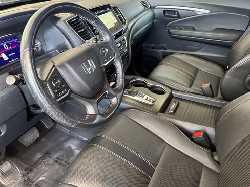 Used 2023 Honda Passport TrailSport image 9