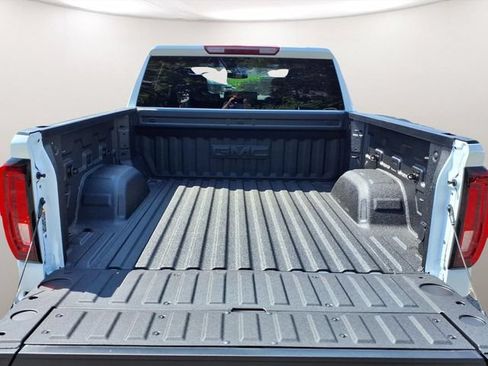 New 2026 GMC Sierra 1500 SLT w/ SLT Premium Package AWD/4WD image 21