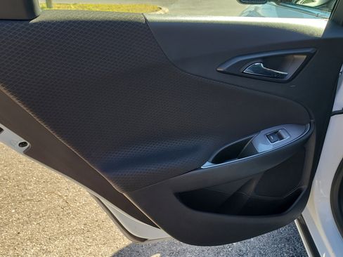 Used 2024 Chevrolet Malibu LT image 10