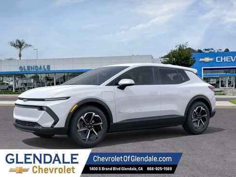 New 2026 Chevrolet Equinox EV LT FWD image 2