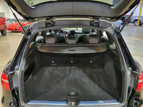 Used 2017 Mercedes-Benz GLC 300 4MATIC image 41