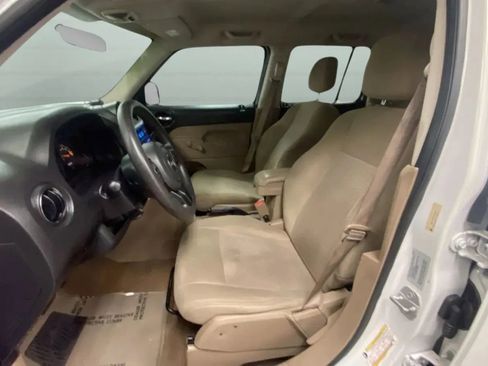 Used 2015 Jeep Patriot Sport FWD image 21