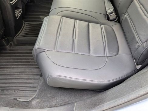 Certified 2021 Honda CR-V Touring image 37