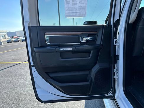 Used 2015 RAM 1500 Laramie w/ Convenience Group AWD/4WD image 29